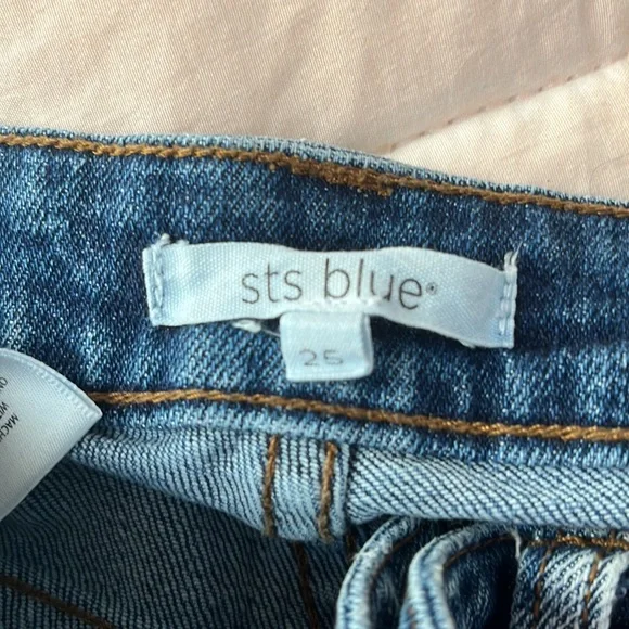 Sts blue jean shorts - Picture 3 of 3